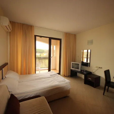 Menada Nestinarka Tsarevo