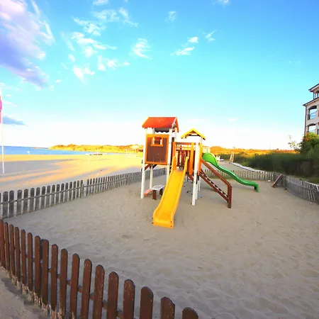 Menada Nestinarka * Tsarevo