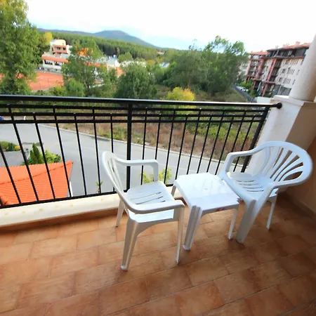 Menada Nestinarka * Tsarevo