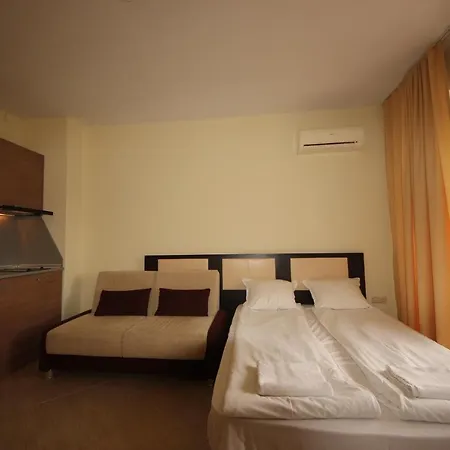 Apartment Menada Nestinarka