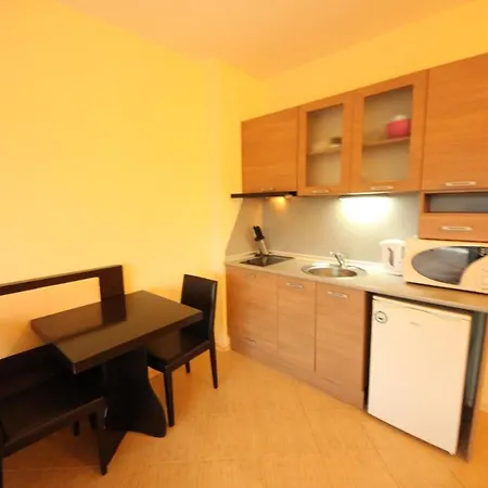 Menada Nestinarka Apartman *