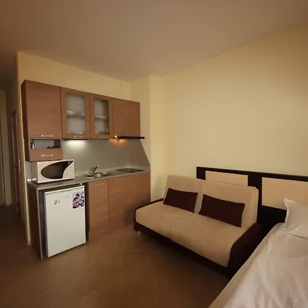 Menada Nestinarka Apartman *