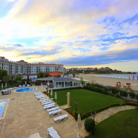 Menada Nestinarka דירה