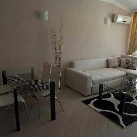 Menada Nestinarka Apartment