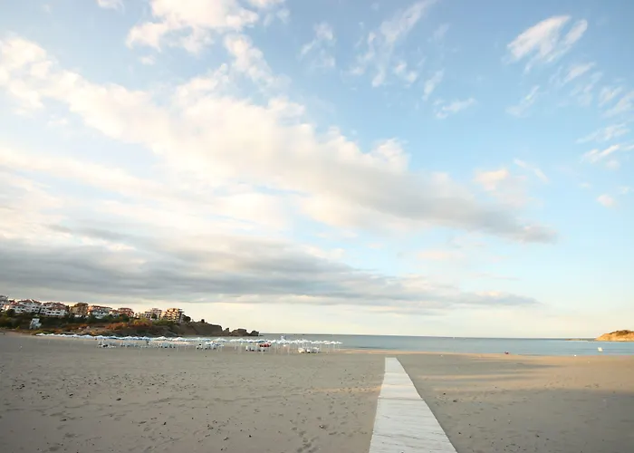 Menada Nestinarka * Tsarevo