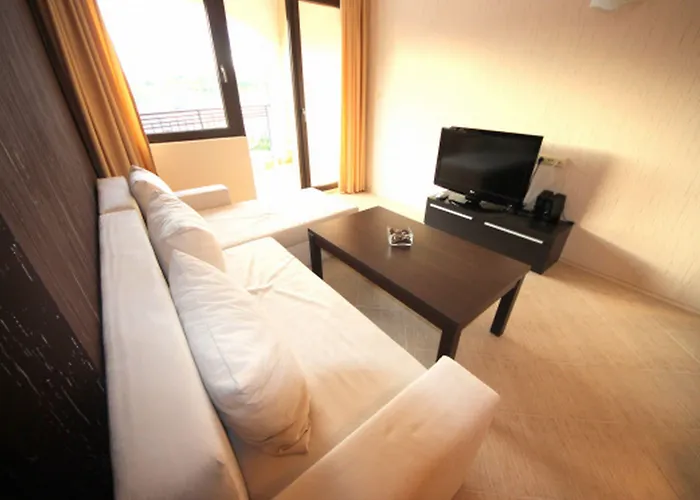 Menada Nestinarka * Tsarevo