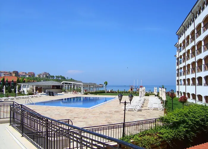 Menada Nestinarka * Tsarevo